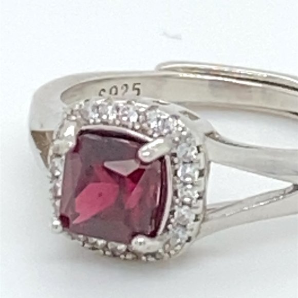 Pyrope Garnet 1.20ct White Gold Finish Solid 925 Sterling Silver Ring - Picture 7 of 7